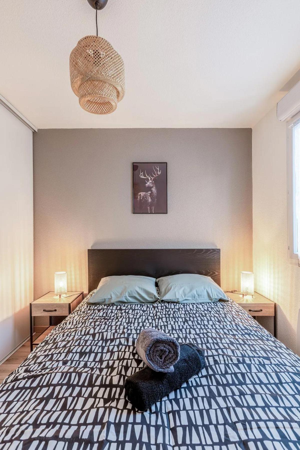 Superbe Appartement - Parking Gratuit - 4 Personnes Chambery Ngoại thất bức ảnh